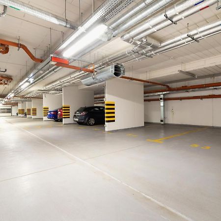 W Parku Lotnikow Apartments Tauron Arena By Noclegi Renters Cracovie Extérieur photo