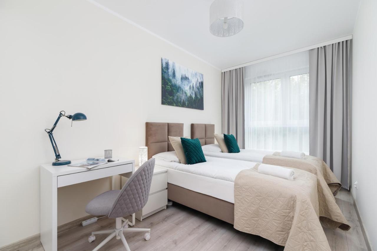 W Parku Lotnikow Apartments Tauron Arena By Noclegi Renters Cracovie Extérieur photo