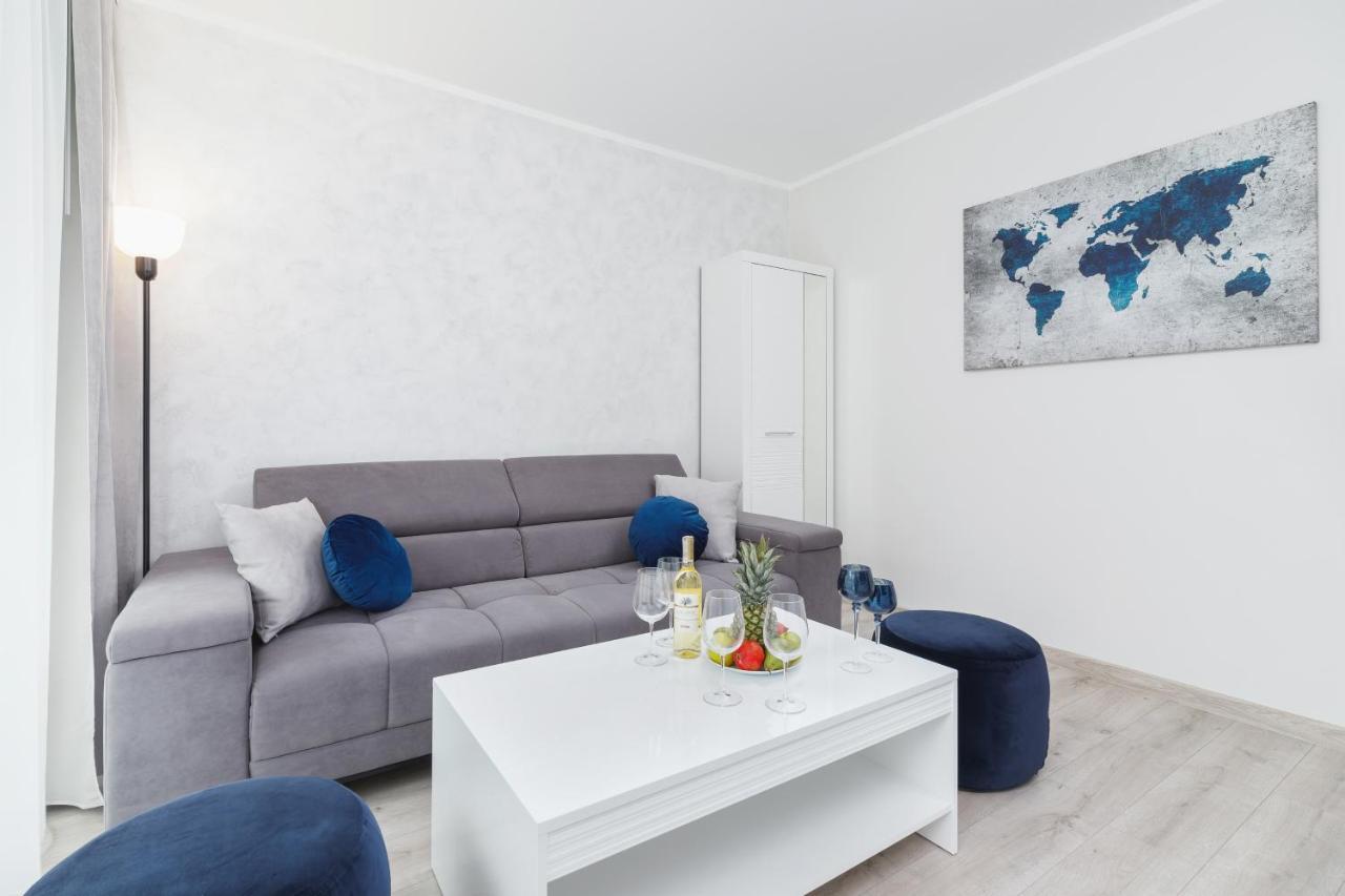 W Parku Lotnikow Apartments Tauron Arena By Noclegi Renters Cracovie Extérieur photo