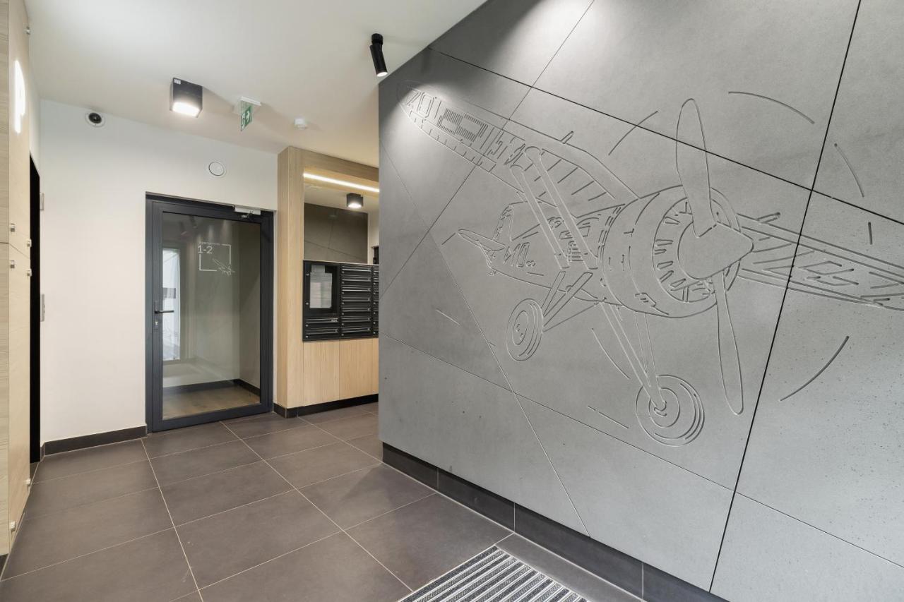 W Parku Lotnikow Apartments Tauron Arena By Noclegi Renters Cracovie Extérieur photo